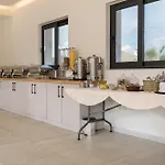 Serenity Luxury Agrilia