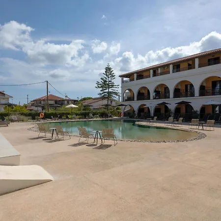 Szálloda Serenity Luxury Agrilia