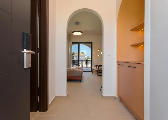 Hotel Serenity Luxury Agrilia
