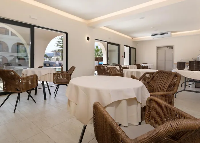Serenity Luxury Agrilia Hotel